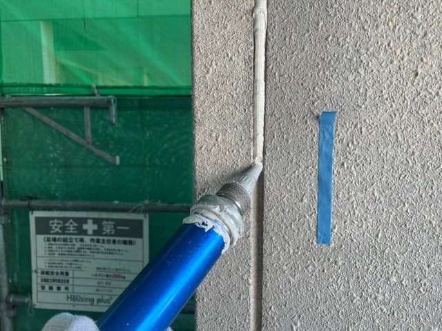 太田市西新町 屋根外壁塗装 コーキング 充填 ミヤケン