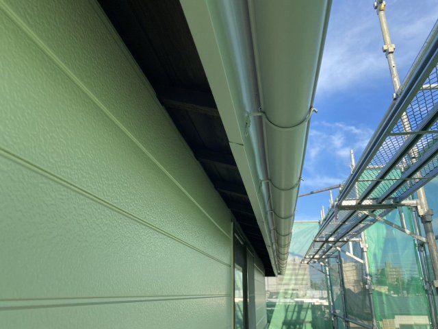 前橋市表町 屋根外壁塗装 雨樋・破風板 完了 ミヤケン