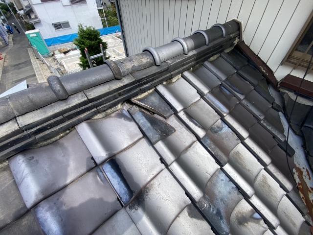 太田市瓦屋根地震後の瓦ズレ落下点検写真ミヤケン