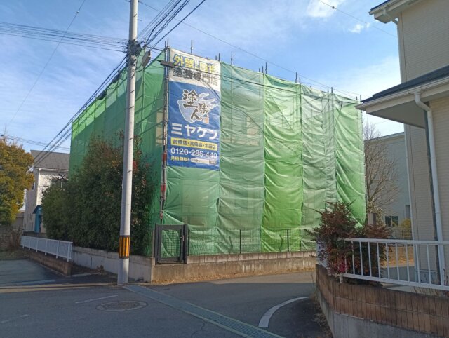 高崎市下豊岡町の外部足場組みの写真 ミヤケン