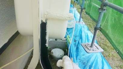 0521 15 灯油タンク 上塗り1回目中 0abfa185cc802a6fc38984f9585dab5b