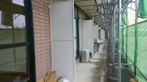 1025 03 パーテーション 施工前 15218a2bb8e032b91c6d59167707a9d6