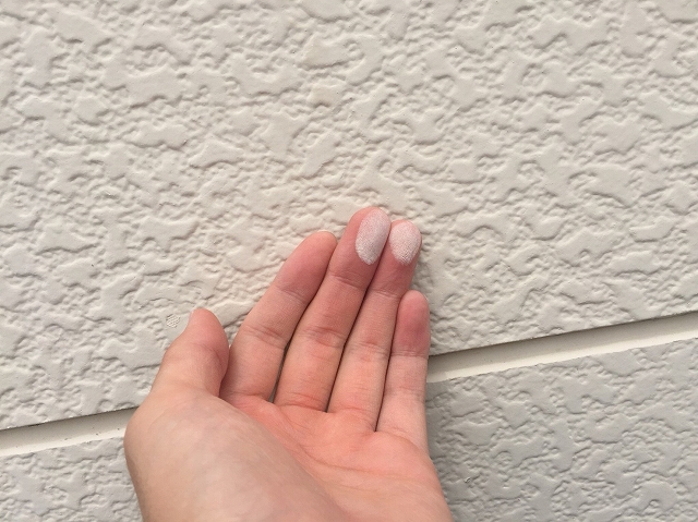 塗膜の色褪せ 塗膜の色褪せ