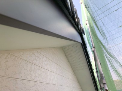 0809 07 破風板板金巻き工事 施工後 2c251636d5bc30fe074b9bd2450f5eb9