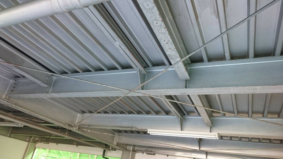 前橋市にて車庫の鉄骨の錆止め塗装 内側 を行いました 株式会社ミヤケン