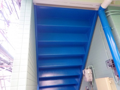 1017 04 階段鉄骨部 施工後 9ada503e4cd75b9532a104ec030ba161