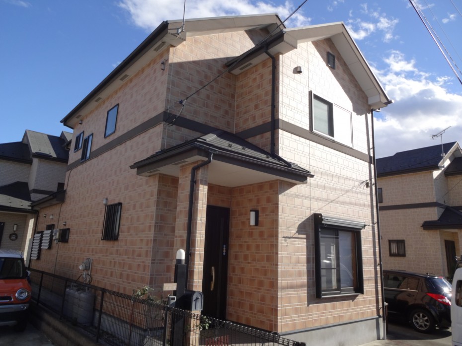 高崎市k様邸 レンガ調サイディング外壁からツートンカラーへの塗装工事完了 株式会社ミヤケン