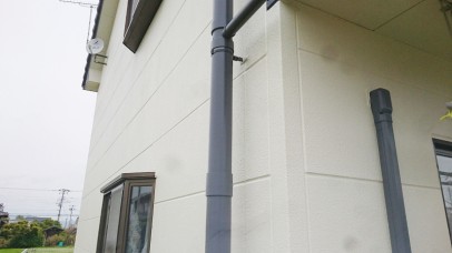 0413 18 竪樋 施工後 c0d6de3668808a372de132ef6c5f9fe0