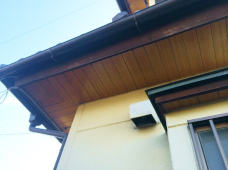 ▲軒天の色褪せ ec3ff7ac5edf8ab066ca0104dc85480c1