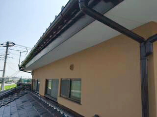 0804 08 樋・破風 施工後 f2f24bd73fe435ebf1bae33cbd31a03d